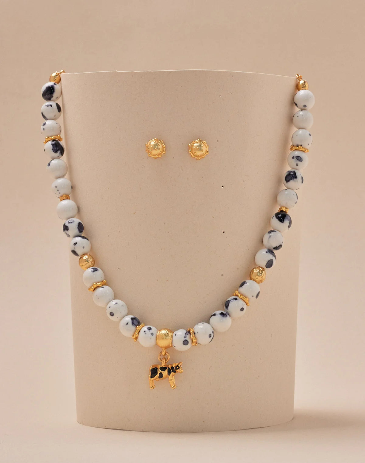 Vaquita del Valle Necklace and Studs Set
