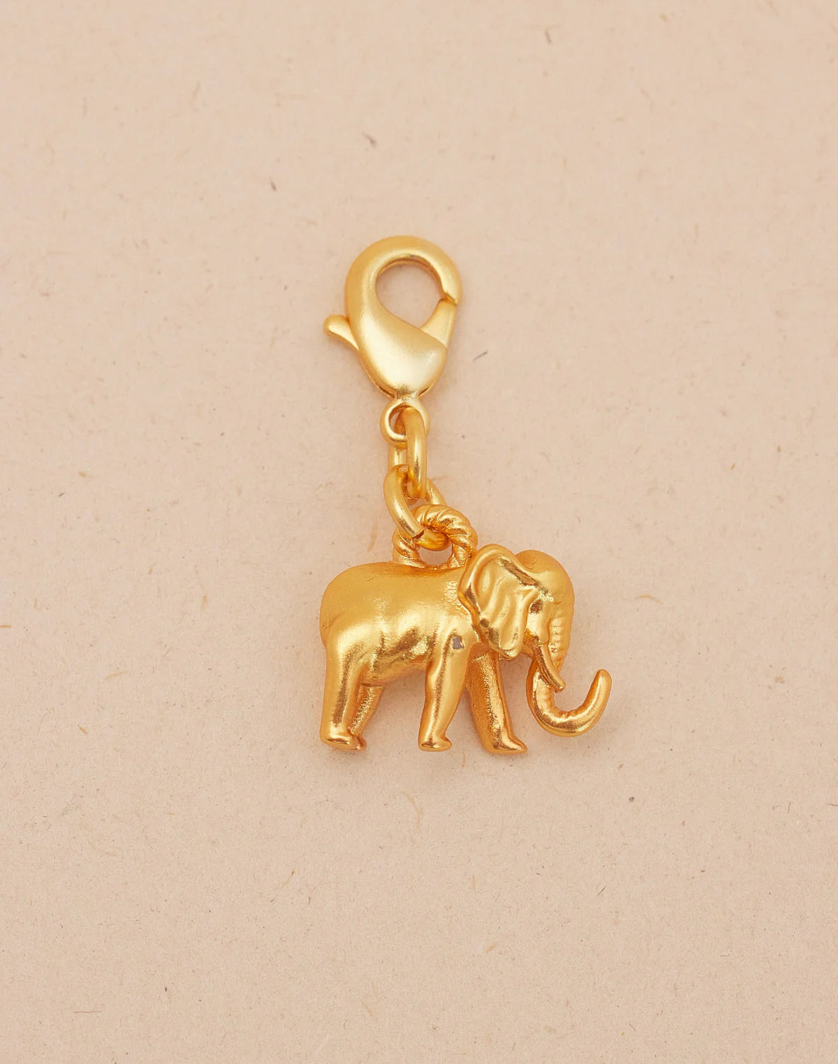 Mini Charm Elephant by Entrelazos