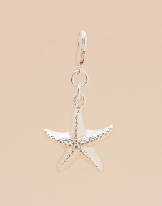 Mini Charm Starfish by Entrelazos