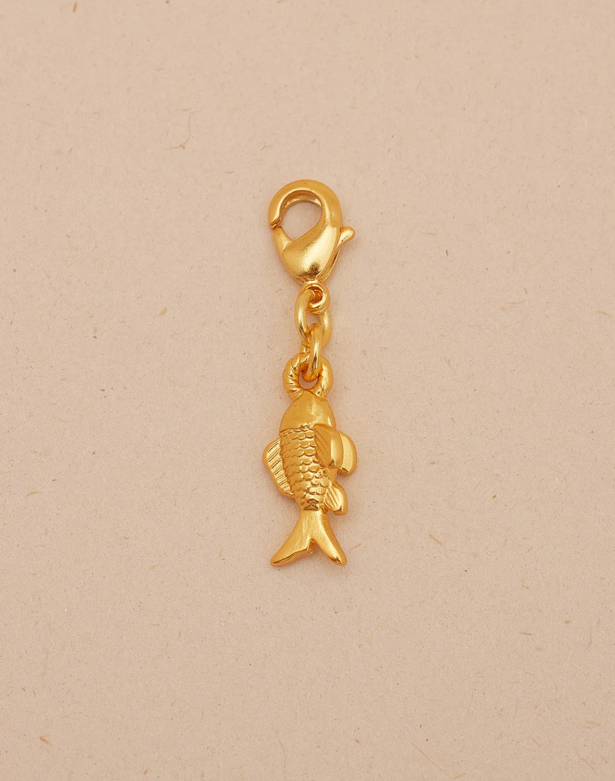 Mini Charm Fish by Entrelazos