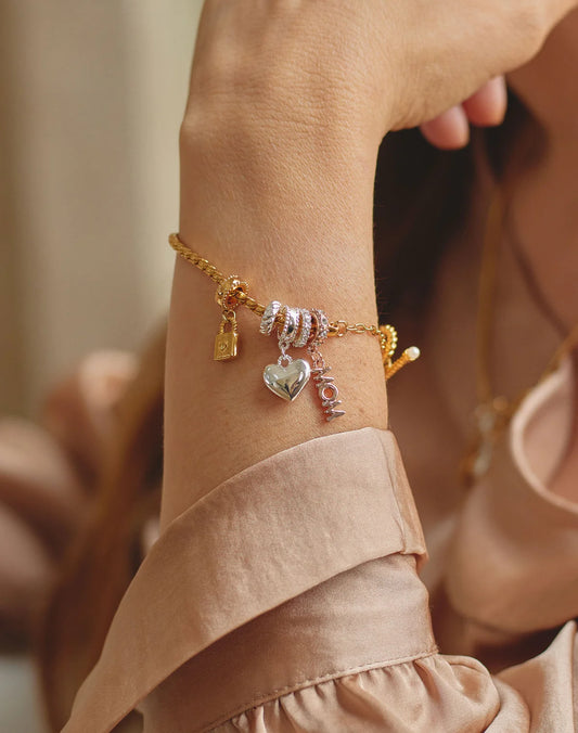 Mom Charms Bracelet by Entrelazos