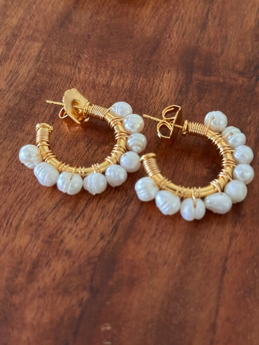 Mini Perla Dorada Hoops