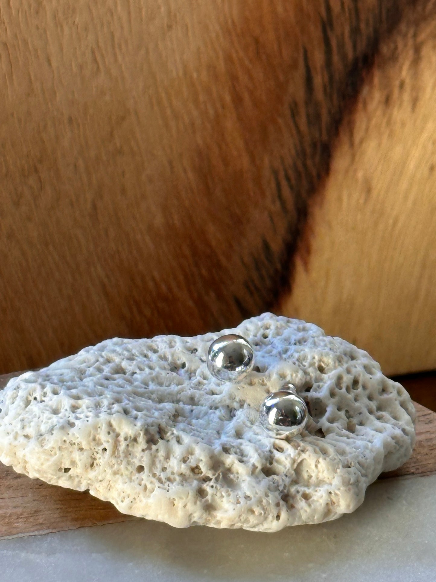 Burbuja de Barichara Stud Earrings