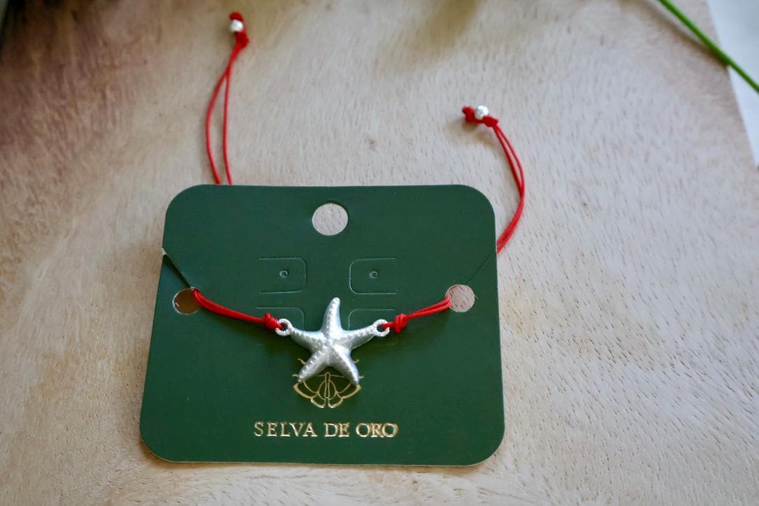 Estrella de Mar Charm Cord Bracelet