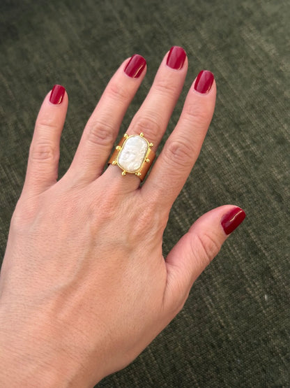 Luna Perla Statement Ring | Organic Pearl Gold Ring