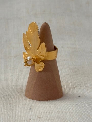 Hoja Perla Statement Ring – Smooth Finish