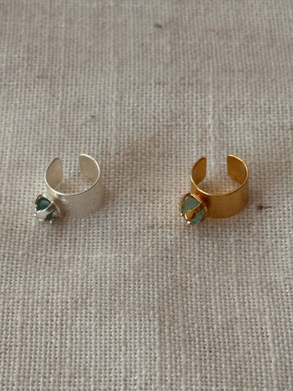 Murralla Emerald Ear Cuff