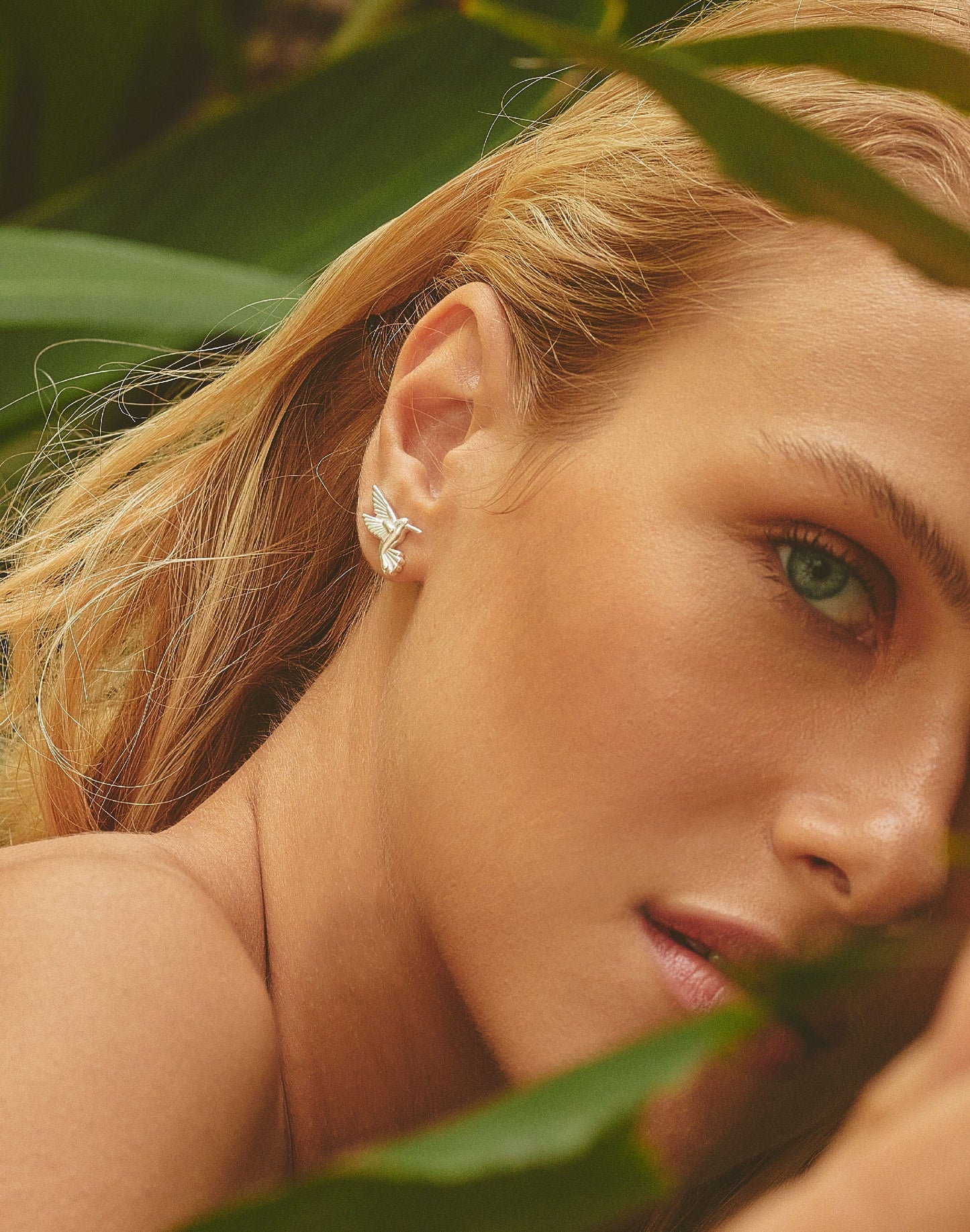 Picaflor Silver Stud Earrings