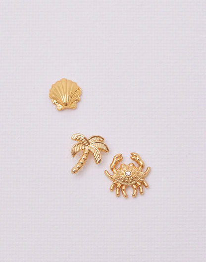 Seashell Studs by Entrelazos