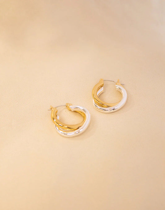 Twist Hoops by Entrelazos