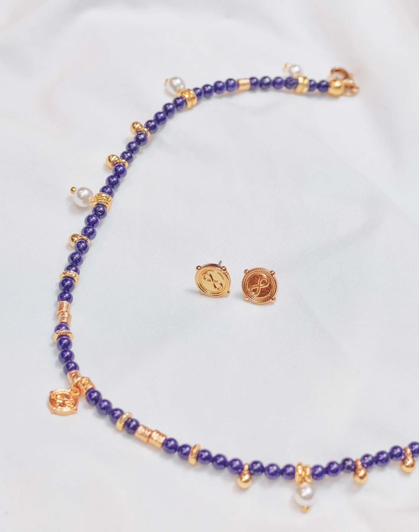 Entrelazos All Night Set – Lapis Necklace & Stud Earrings