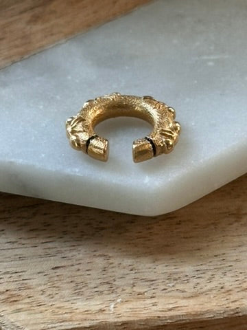Hormiguitas Ear Cuff - From Entrelazos