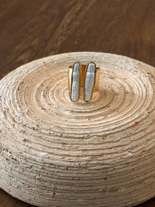 Perla Doble Statement Ring | Colombian Pearl Bar Ring