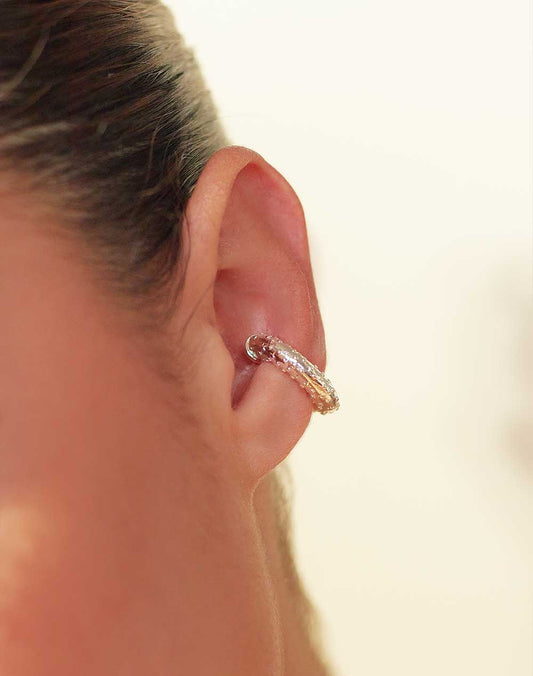 Entrelazos Estrellas Earcuff - Textured Star Cuff