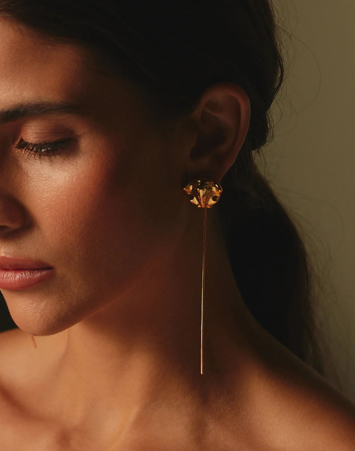 Raya Pendant Earrings