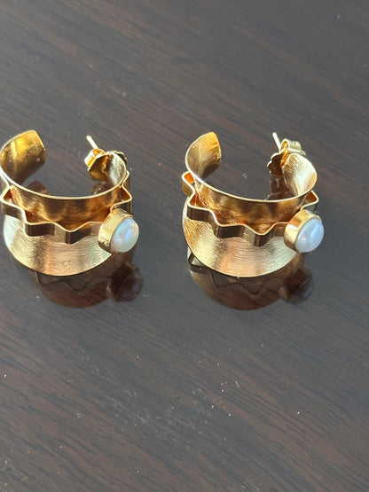 Perla Dorada Statement Hoops (Pre-Order)