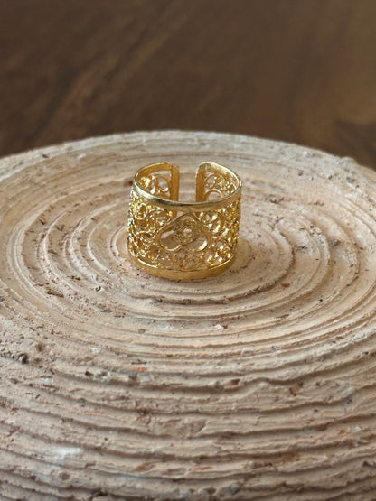 Corazón Filigrana Ring (Pre-Order)