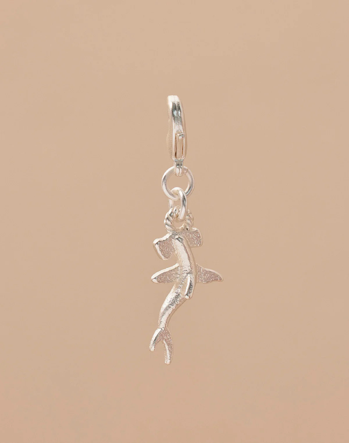 Mini Charm Hammerhead Shark by Entrelazos