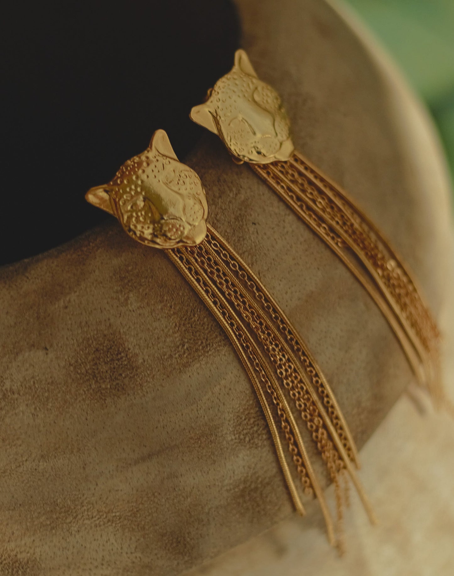 Entrelazos Tributo Earrings - Jaguar Chain Statement Earrings