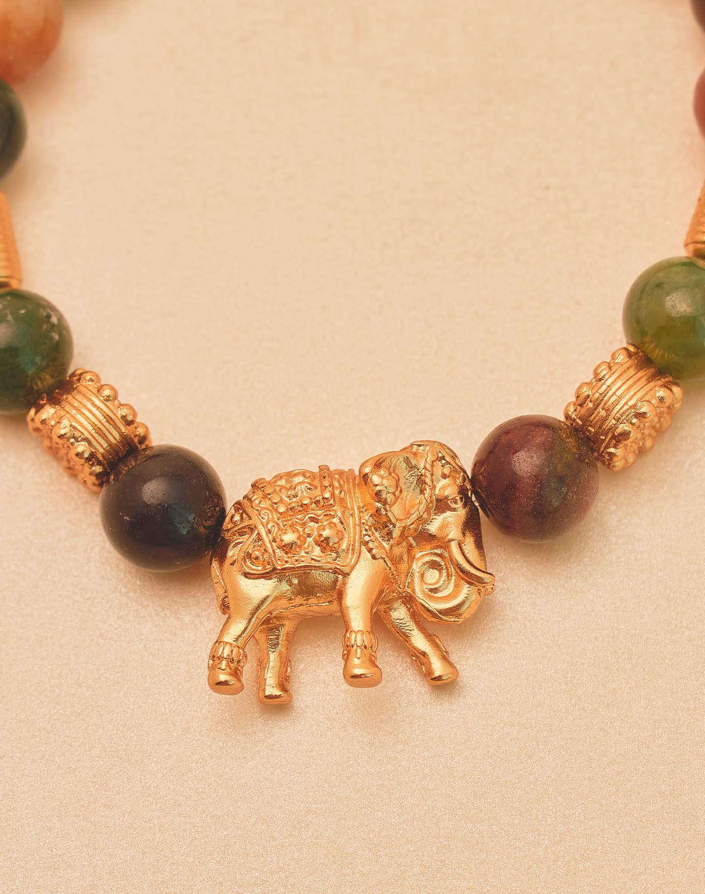 Pulsera de Charms India - Elephant Charm Bracelet by Entrelazos