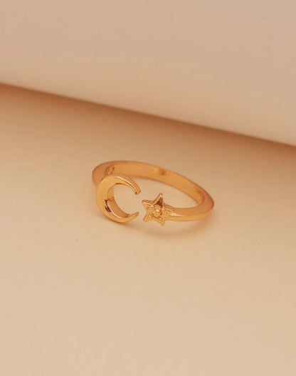 Moonchild Set of 2 Rings by Entrelazos