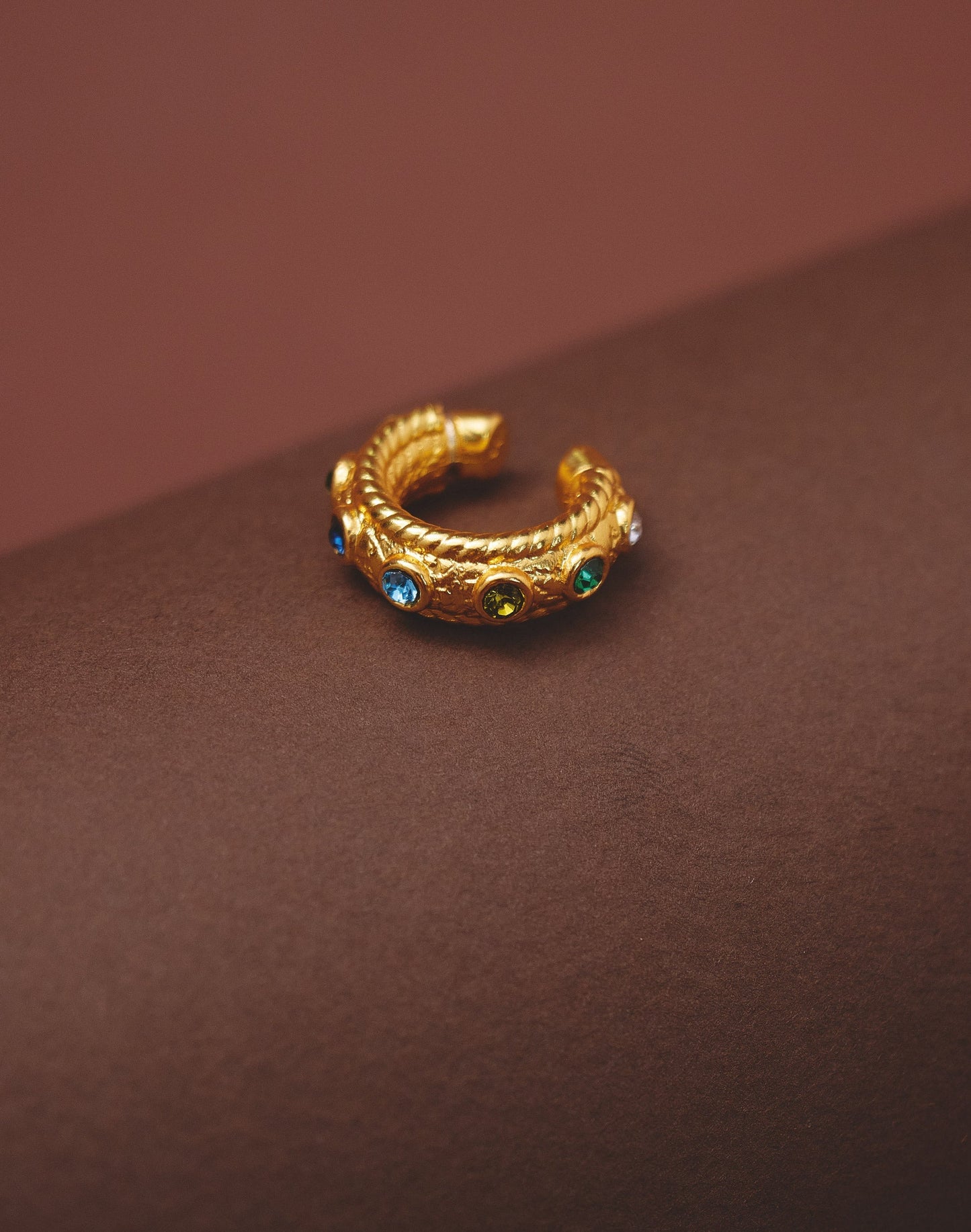 Entrelazos Arena Dorada Earcuff Set – Jungle Luxe Trio