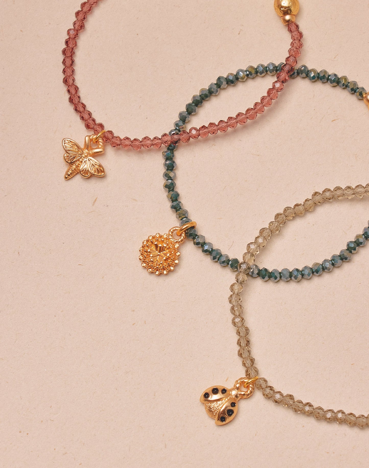 Entrelazos Insectos Bracelet Set - 3 Piece Charm Stack